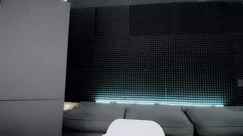 Snapshot of milena_hardy chatting on September 2025 03:39:02 AM Milena Hardy online show from September 2025 03:39:02 AM