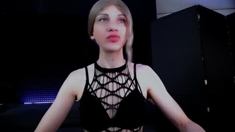 Snapshot of milena_hardy chatting on October 2025 04:59:02 AM Milena Hardy online show from October 2025 04:59:02 AM