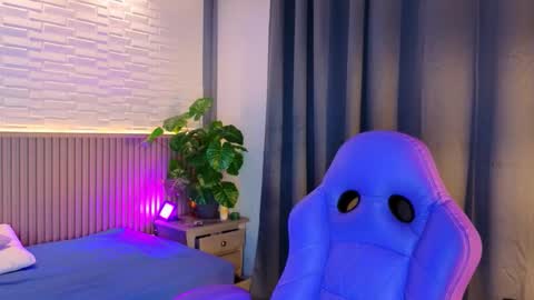 Snapshot of milena_lawson chatting on November 2025 10:48:01 AM milena_lawson online show from November 2025 10:48:01 AM