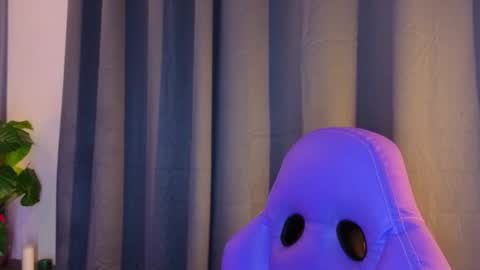 Snapshot of milena_lawson chatting on November 2025 10:38:02 AM milena_lawson online show from November 2025 10:38:02 AM