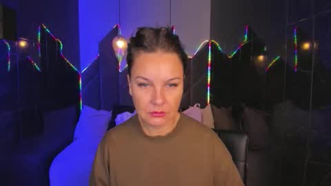 Snapshot of milena_mellow chatting on September 2025 04:47:01 AM Milena online show from September 2025 04:47:01 AM