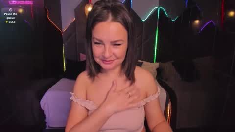 Snapshot of milena_mellow chatting on October 2025 08:39:01 PM Milena online show from October 2025 08:39:01 PM