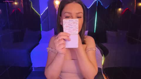 Snapshot of milena_mellow chatting on November 2025 08:46:02 PM Milena online show from November 2025 08:46:02 PM