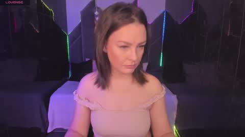 Snapshot of milena_mellow chatting on December 2025 09:02:01 PM Milena online show from December 2025 09:02:01 PM