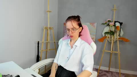 Snapshot of milena_milyan chatting on May 2026 01:25:01 AM Milena online show from May 2026 01:25:01 AM