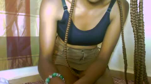 Snapshot of milennah chatting on May 2026 06:21:01 AM milennah online show from May 2026 06:21:01 AM