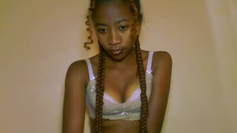 Snapshot of milennah chatting on June 2026 06:38:02 AM milennah online show from June 2026 06:38:02 AM