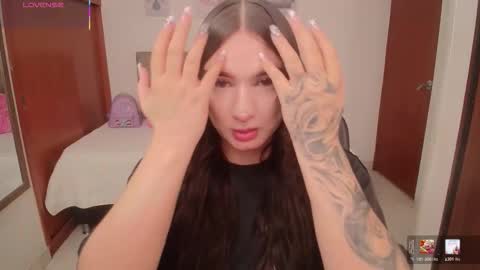 Snapshot of miley_baker chatting on February 2026 01:17:01 PM Miley online show from February 2026 01:17:01 PM