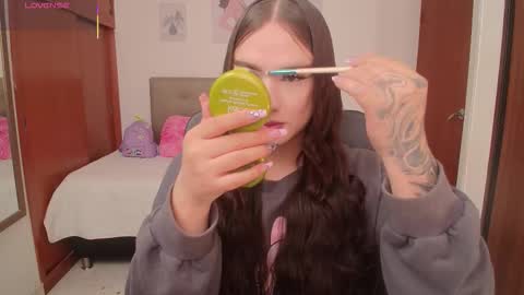 Snapshot of miley_baker chatting on February 2026 01:37:02 PM Miley online show from February 2026 01:37:02 PM