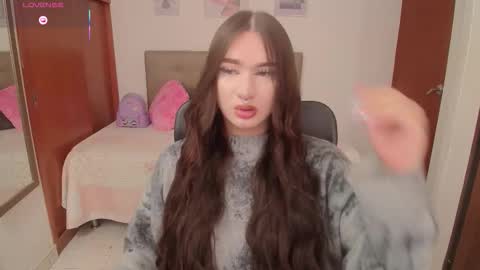 Snapshot of miley_baker chatting on February 2026 01:06:01 PM Miley online show from February 2026 01:06:01 PM