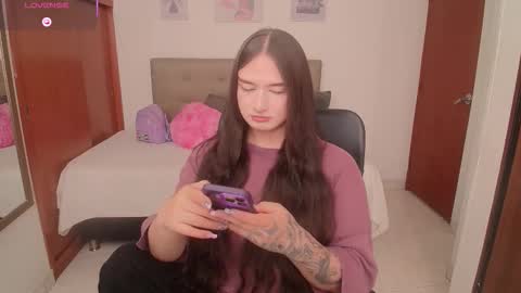 Snapshot of miley_baker chatting on February 2026 02:46:01 PM Miley online show from February 2026 02:46:01 PM