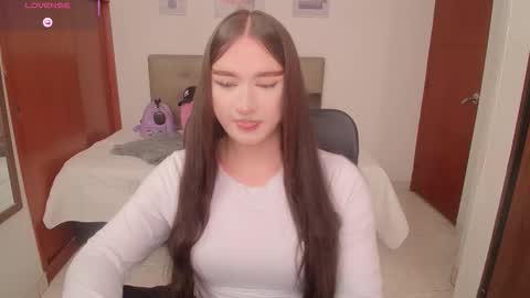 Snapshot of miley_baker chatting on February 2026 04:04:01 PM Miley online show from February 2026 04:04:01 PM