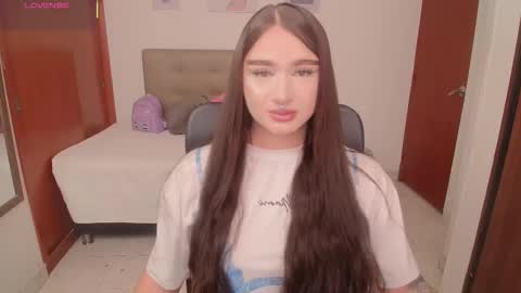 Snapshot of miley_baker chatting on February 2026 02:16:02 PM Miley online show from February 2026 02:16:02 PM