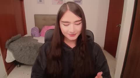 Snapshot of miley_baker chatting on March 2026 02:56:01 PM Miley online show from March 2026 02:56:01 PM