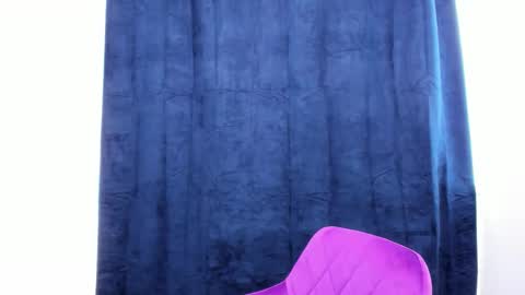 Isabelle online show from February 2026 08:46:02 AM