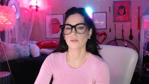 Milf Lacey online show from February 2025 06:23:02 PM