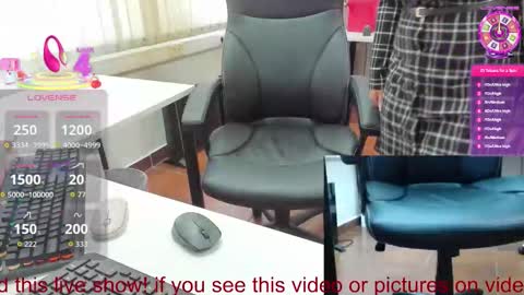 Viktoria online show from March 2026 11:58:02 AM