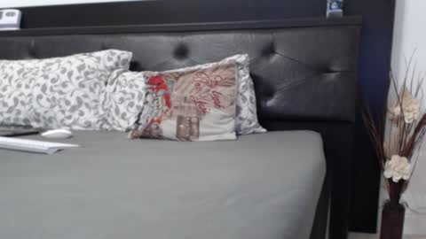 milfa online show from February 2025 12:21:02 PM