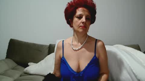 Snapshot of milffsupreme chatting on January 2025 08:57:02 PM Milfsupreme online show from January 2025 08:57:02 PM