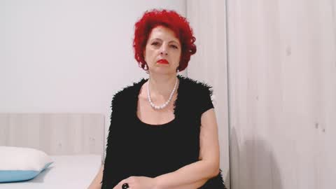 Snapshot of milffsupreme chatting on November 2025 12:07:01 PM Milfsupreme online show from November 2025 12:07:01 PM