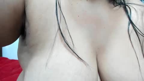 laura online show from January 2025 09:32:01 PM