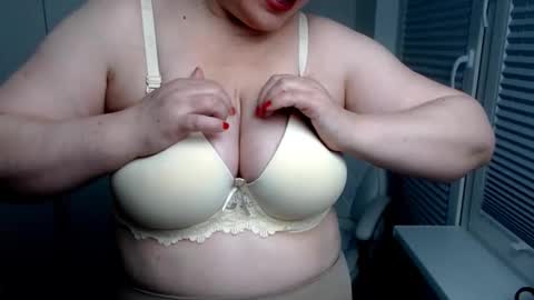 MilfScarlette online show from September 2025 04:36:02 AM