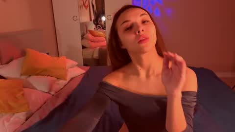 Milana online show from February 2026 09:48:02 PM