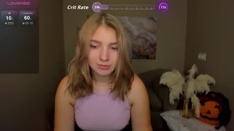 Snapshot of milinafox chatting on November 2025 03:08:02 AM milinafox online show from November 2025 03:08:02 AM