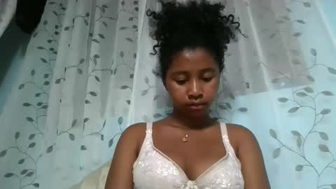 Snapshot of milinasy chatting on June 2026 12:04:02 AM milinasy online show from June 2026 12:04:02 AM