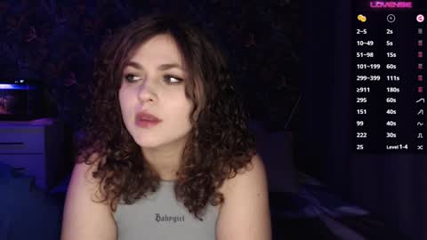 Snapshot of milk_slice chatting on January 2025 10:30:02 PM Stella and Neo online show from January 2025 10:30:02 PM