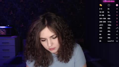 Snapshot of milk_slice chatting on February 2025 10:19:02 PM Stella and Neo online show from February 2025 10:19:02 PM