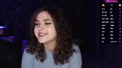 Snapshot of milk_slice chatting on February 2025 10:25:01 PM Stella and Neo online show from February 2025 10:25:01 PM