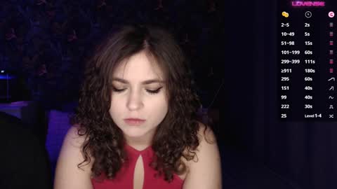 Snapshot of milk_slice chatting on February 2025 10:14:02 PM Stella and Neo online show from February 2025 10:14:02 PM