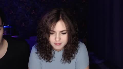 Snapshot of milk_slice chatting on March 2025 10:16:01 PM Stella and Neo online show from March 2025 10:16:01 PM