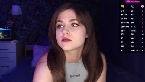 Snapshot of milk_slice chatting on September 2025 04:18:02 AM Stella and Neo online show from September 2025 04:18:02 AM