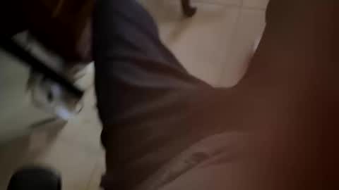 Milkme online show from April 2026 09:18:02 PM