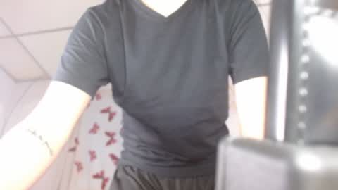 Amira online show from December 2024 04:50:01 PM