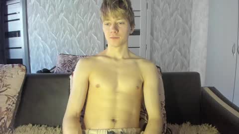 Snapshot of milkiwy chatting on January 2025 05:59:02 AM Isaac online show from January 2025 05:59:02 AM