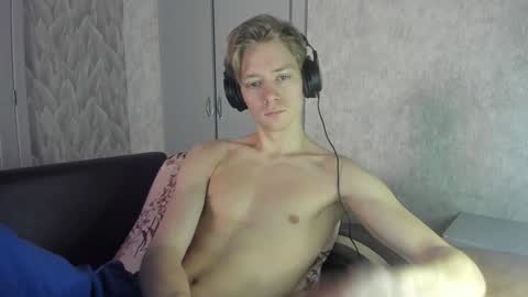 Snapshot of milkiwy chatting on January 2025 06:22:02 AM Isaac online show from January 2025 06:22:02 AM