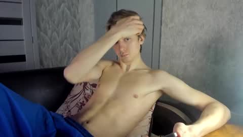 Snapshot of milkiwy chatting on March 2025 05:52:02 AM Isaac online show from March 2025 05:52:02 AM