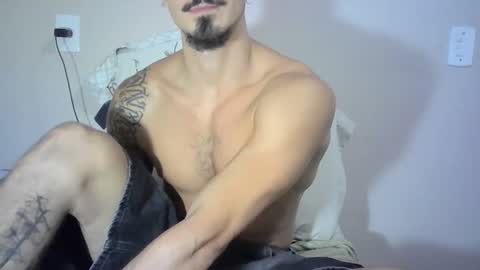 Snapshot of milkoffee chatting on January 2025 12:07:01 AM milkoffee online show from January 2025 12:07:01 AM