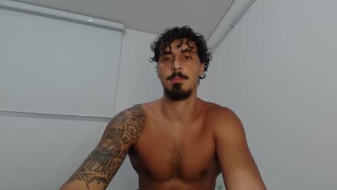 Snapshot of milkoffee chatting on February 2026 09:55:02 PM milkoffee online show from February 2026 09:55:02 PM