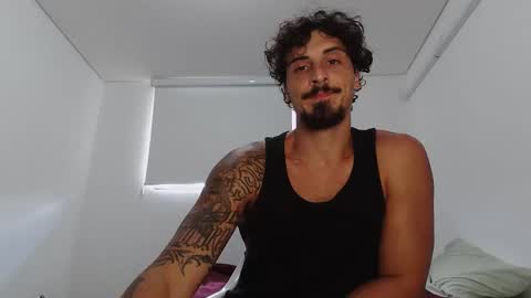 Snapshot of milkoffee chatting on February 2026 05:47:02 PM milkoffee online show from February 2026 05:47:02 PM