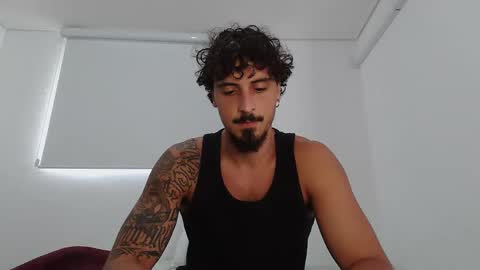 Snapshot of milkoffee chatting on February 2026 01:54:01 PM milkoffee online show from February 2026 01:54:01 PM