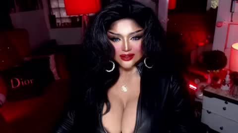 milkshakelavinia online show from January 2025 05:02:02 AM