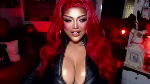 milkshakelavinia online show from February 2025 10:39:01 PM