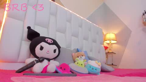 Michelle  online show from September 2025 12:50:01 PM