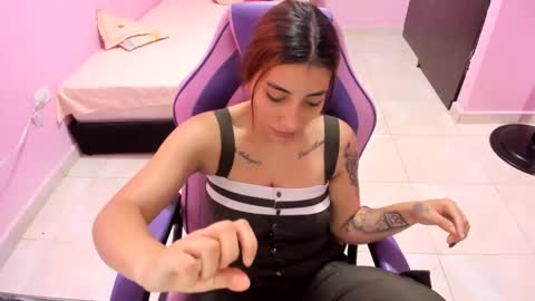 Snapshot of milky__boobs69 chatting on October 2025 12:51:01 PM vale online show from October 2025 12:51:01 PM