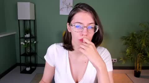 Eva online show from June 2026 04:35:01 AM