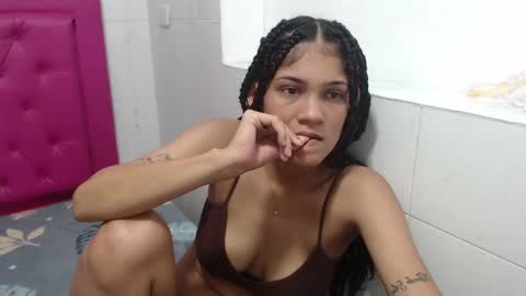 milkyway_18 online show from March 2025 01:24:02 PM